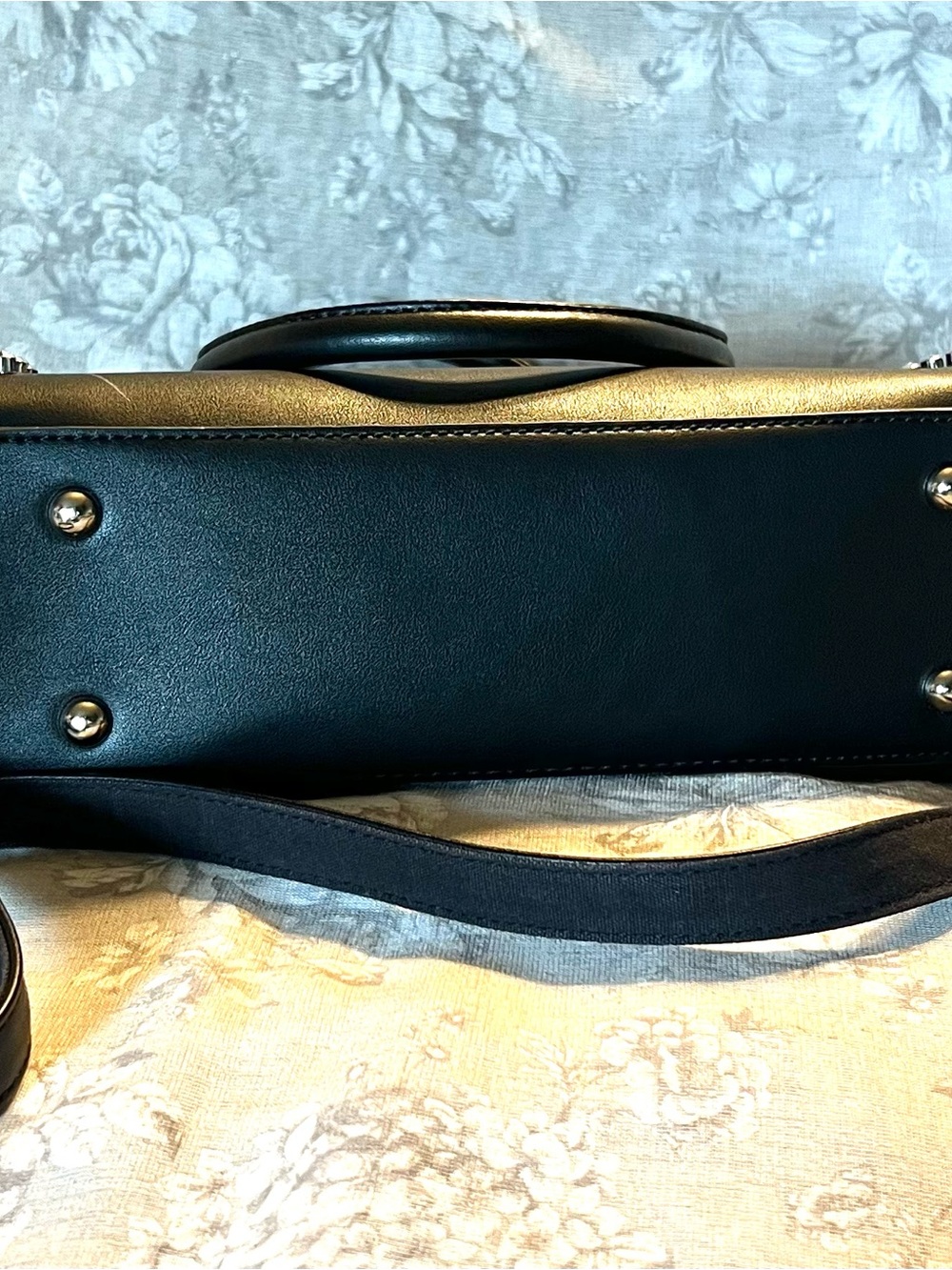 Edgy Chic Black Denver Hayes Studded Satchel Crossbody Handbag 🖤 - Picture 8 of 9